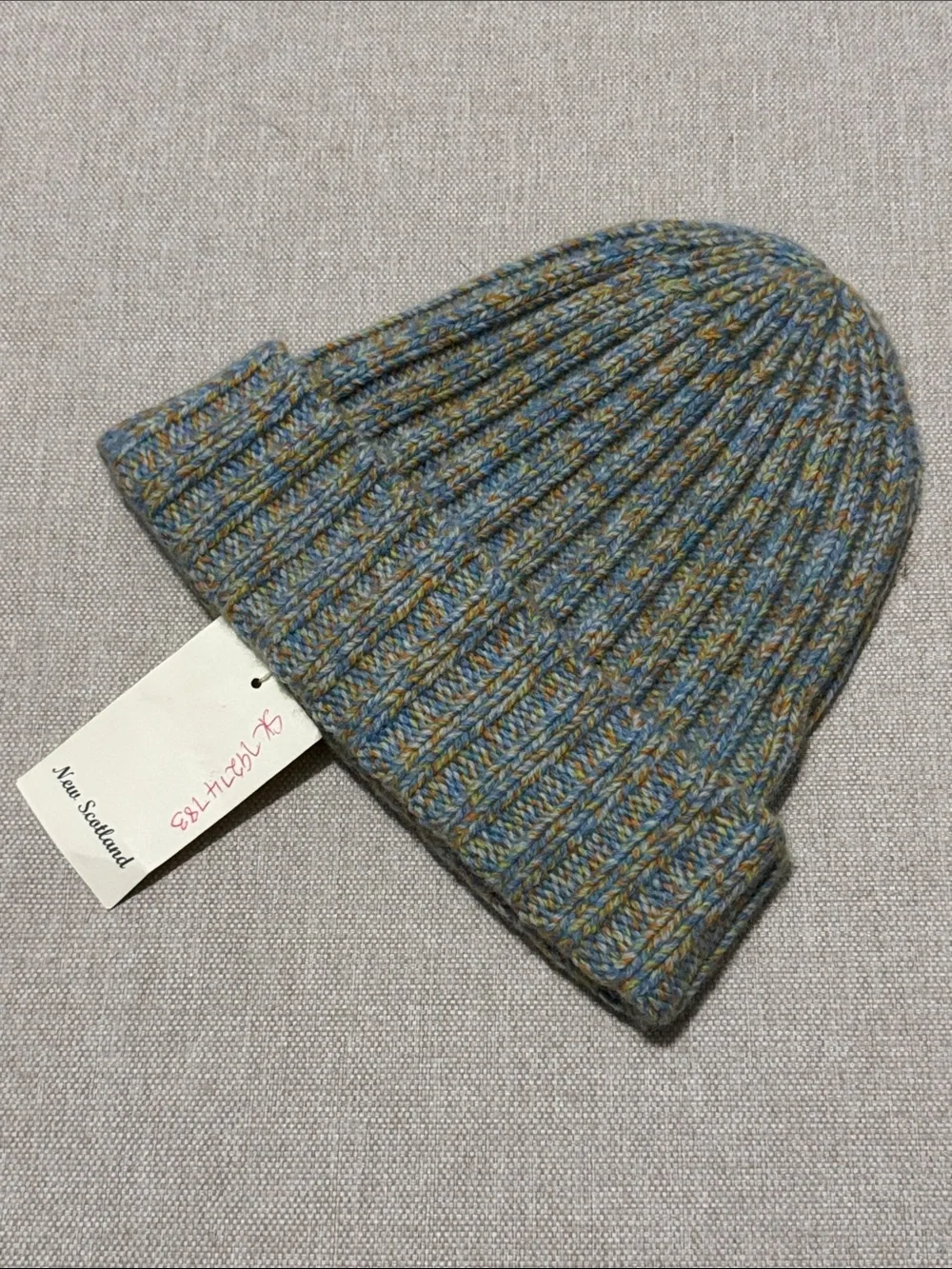 NWT New Scotland Superfine Geelong Lambswool Hat-Unisex -Multi Color